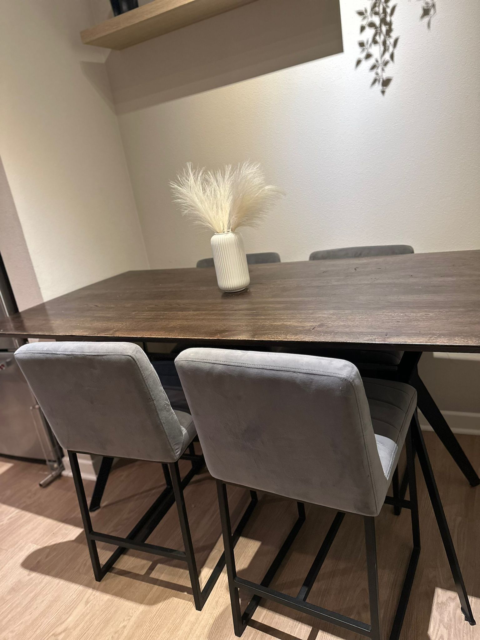 Dining Table With 4 Chairs 