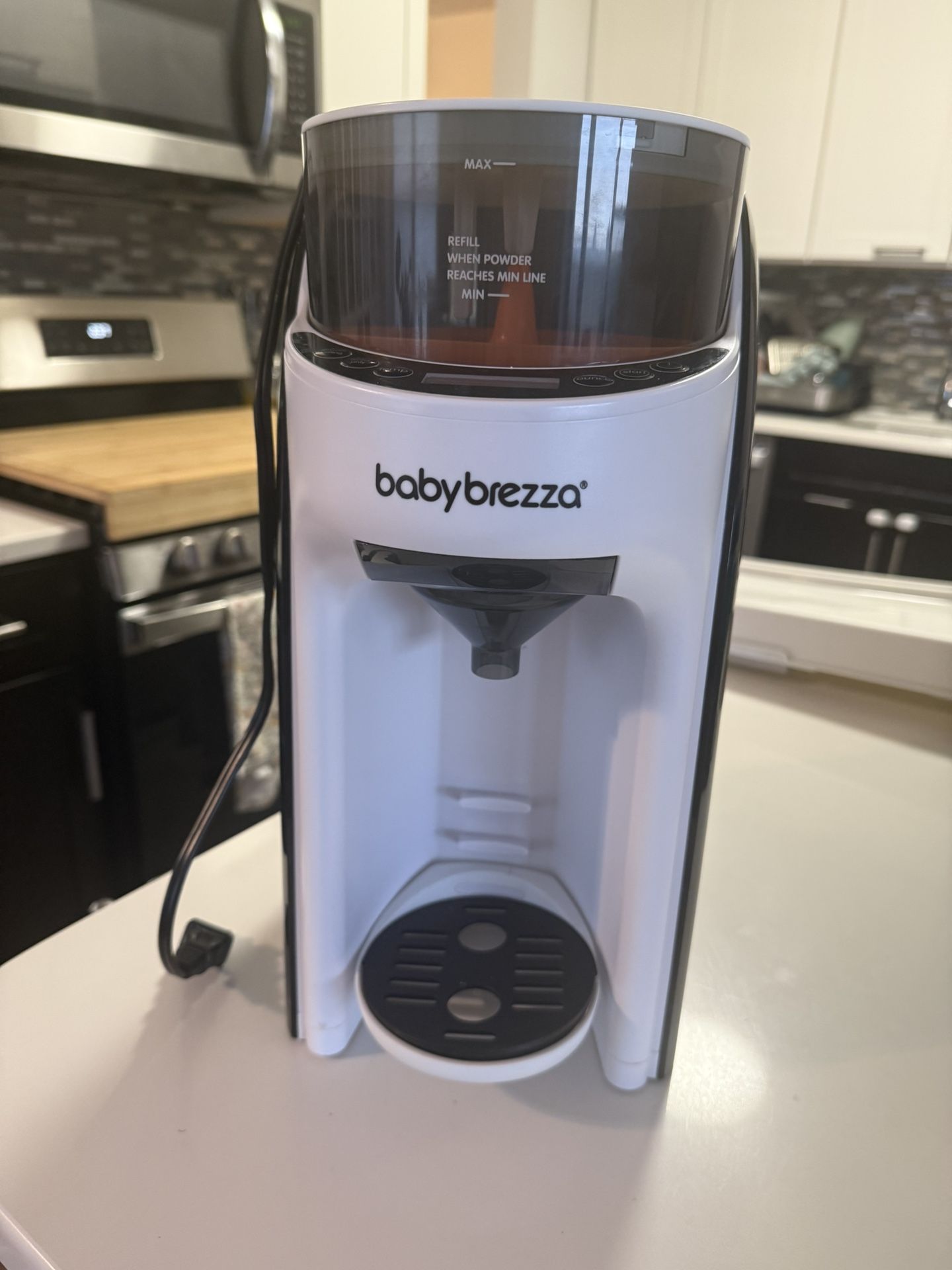 Baby Brezza Automatic Formula Dispenser