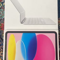 iPad (16th Generation) + IPad Magic Keyboard