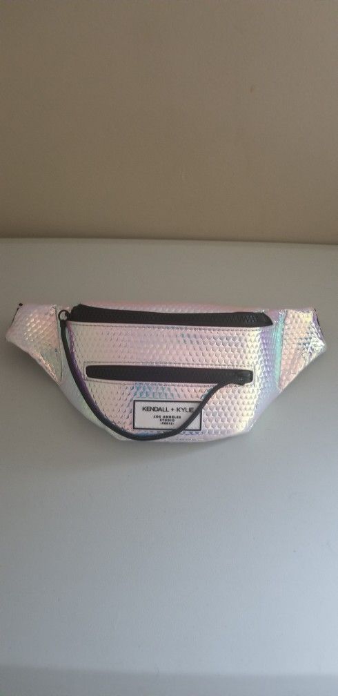 Kendall & Kylie Iridescent Hip Pack