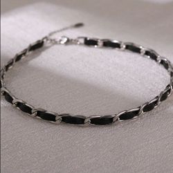 18K white gold plated leather choker