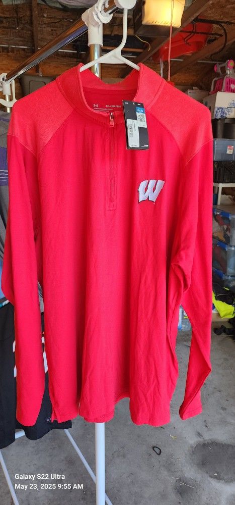 Men's 2XL WISCONSIN BADGERS UA 1/4 ZIP