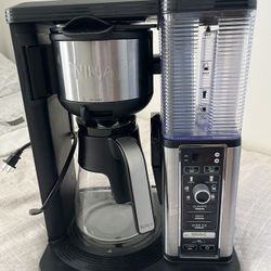 Ninja Hot and Iced coffee maker