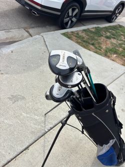 Men’s and ladies golf club sets right handed