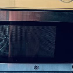 General Electric household microwave