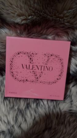 Valentino Perfume