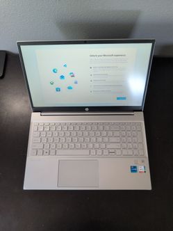 HP Pavilion Laptop 16gb RAM i5 Works Great