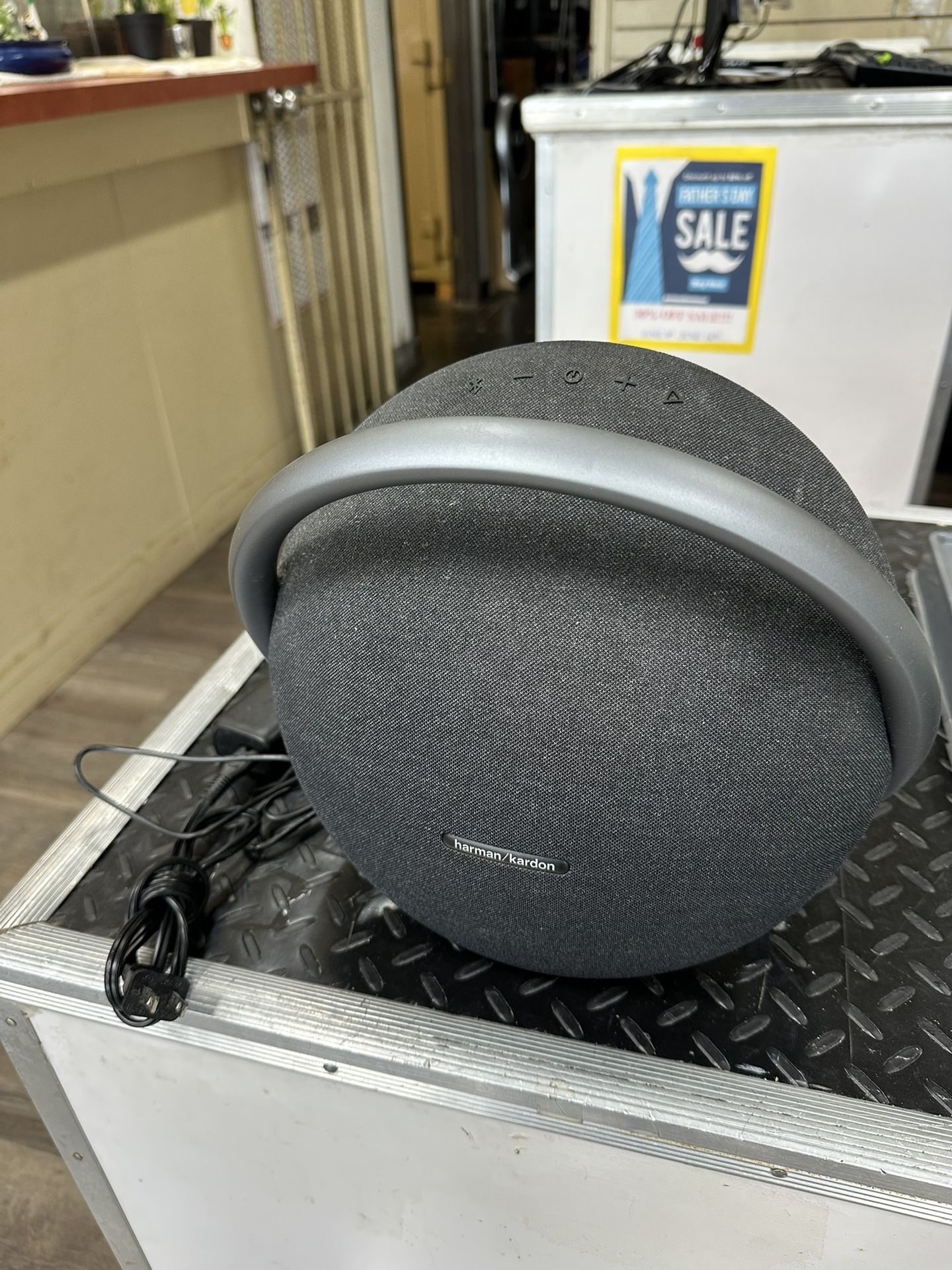 Harmon Kardon Studio 7 Bluetooth Speaker