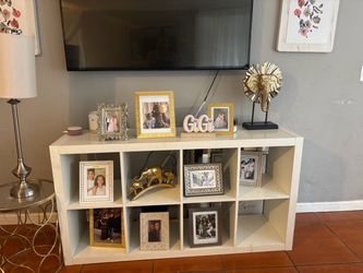 Units furniture