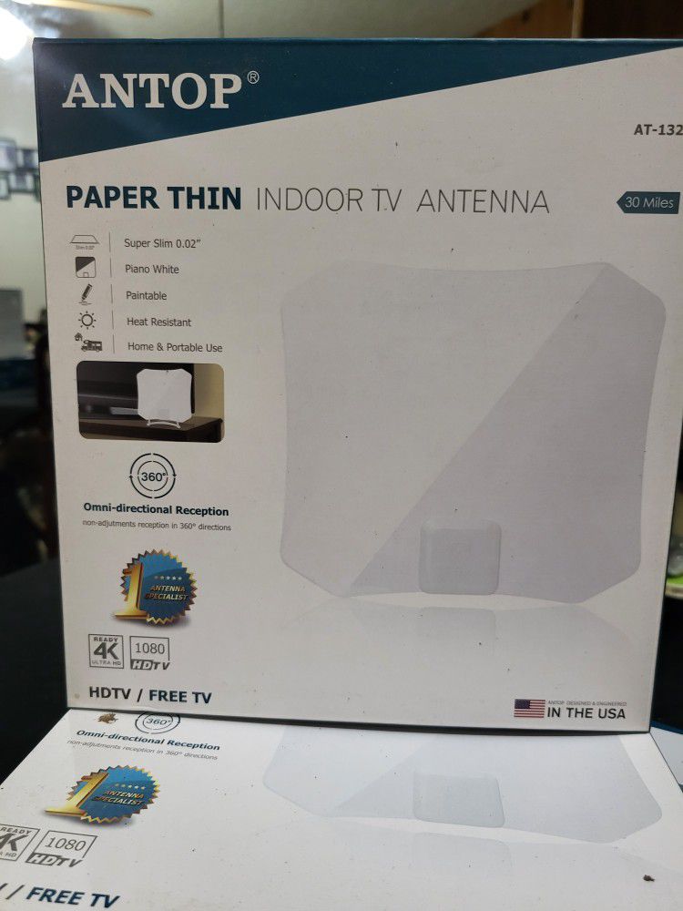 Indoor HDTV Antenna / Antop AT-133B Paper Thin Indoor HDTV Antenna | Smartpass Amplified
