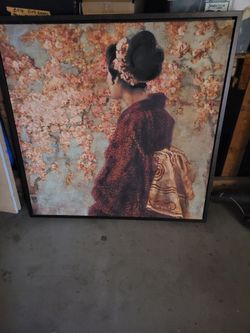 Pintura oriental y dos cuadros