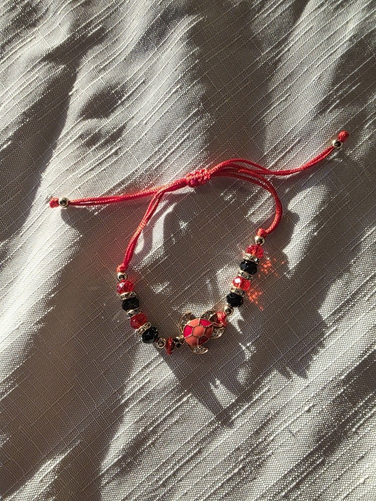 Brand New Adjustable Red Turtle Bracelet