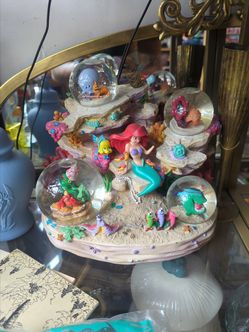 1989 Little Mermaid Musical Water globe