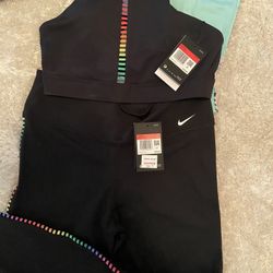 Women Work Out Clothes