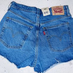 501 Levi’s Women’s Shorts 