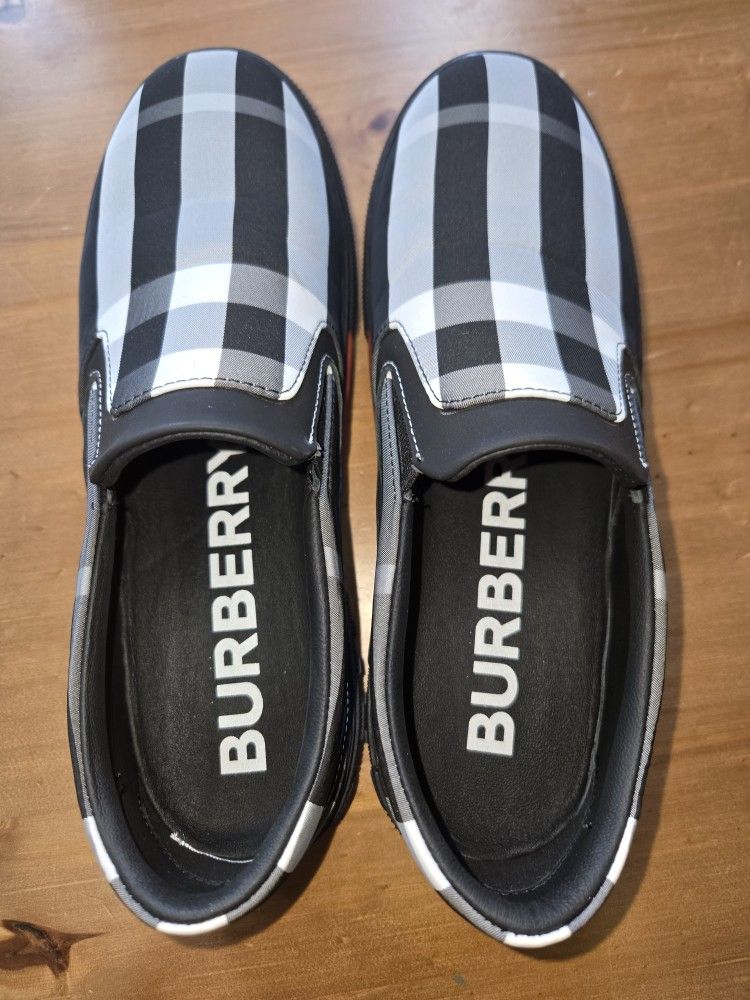 Burberry Slip On Sneaks