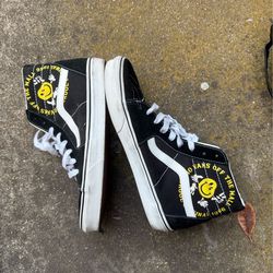 Vans (Rainbow/Smiley High‑Tops) “Vans High‑Top – Rainbow & Smiley Graphic – Clean & Unique