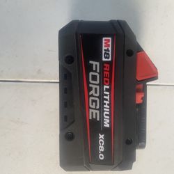 M18 18V Lithium-Ion REDLITHIUM FORGE XC 8.0 Ah Battery Pack