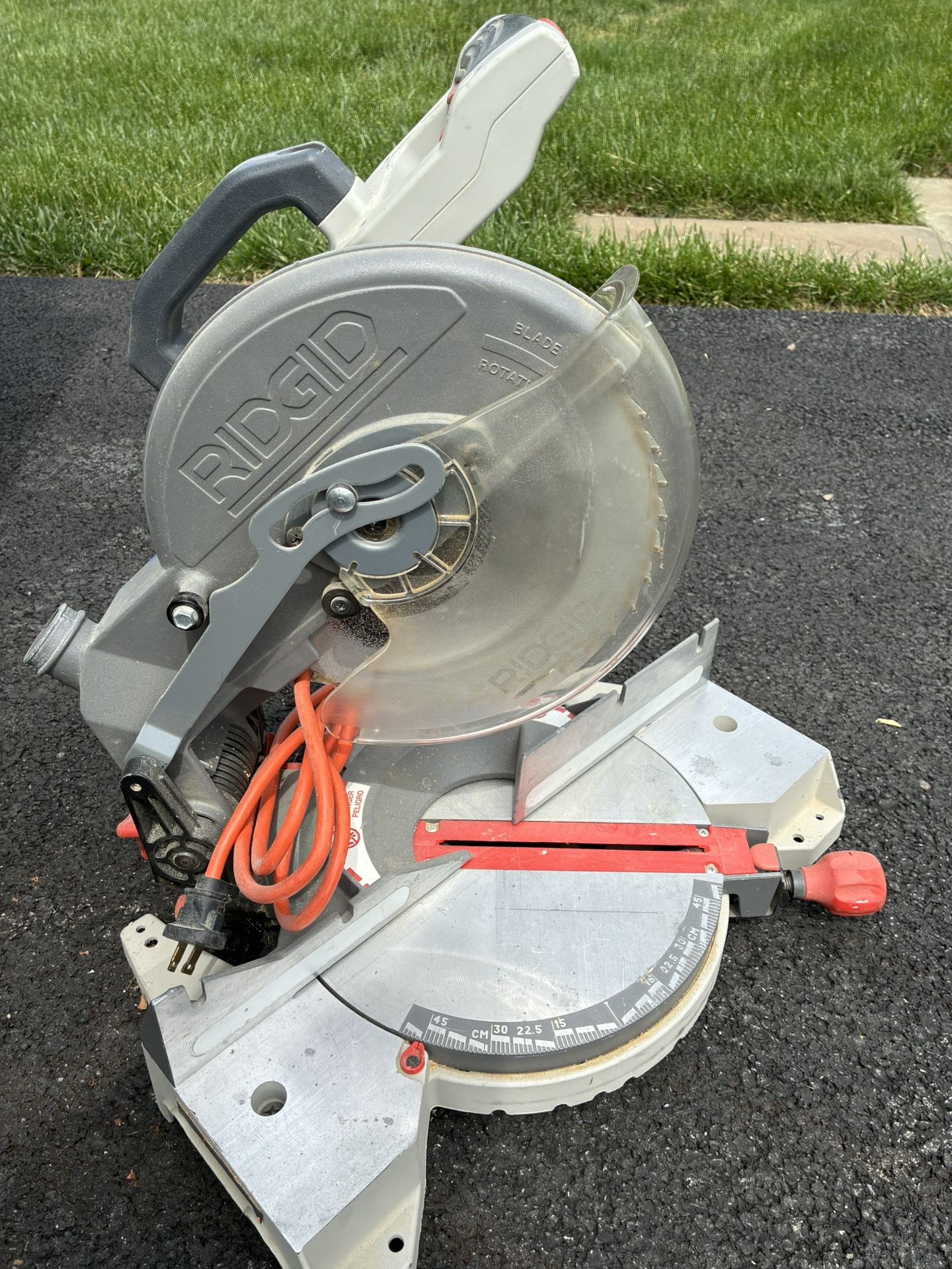 Miter saw