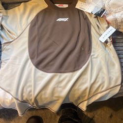 Formula1 Racing T-shirt   & L 