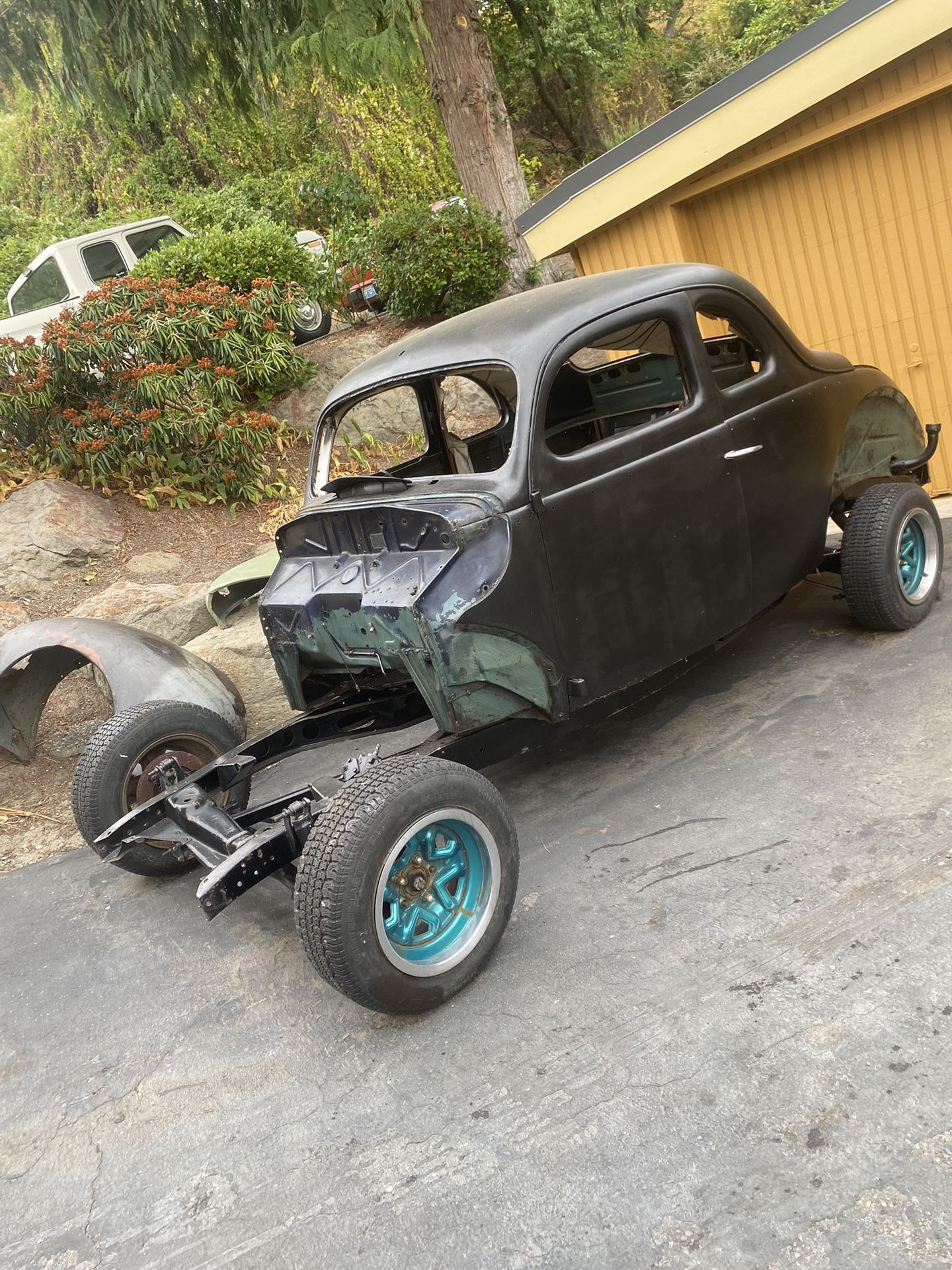 1940 Ford Coupe Street Rod Project