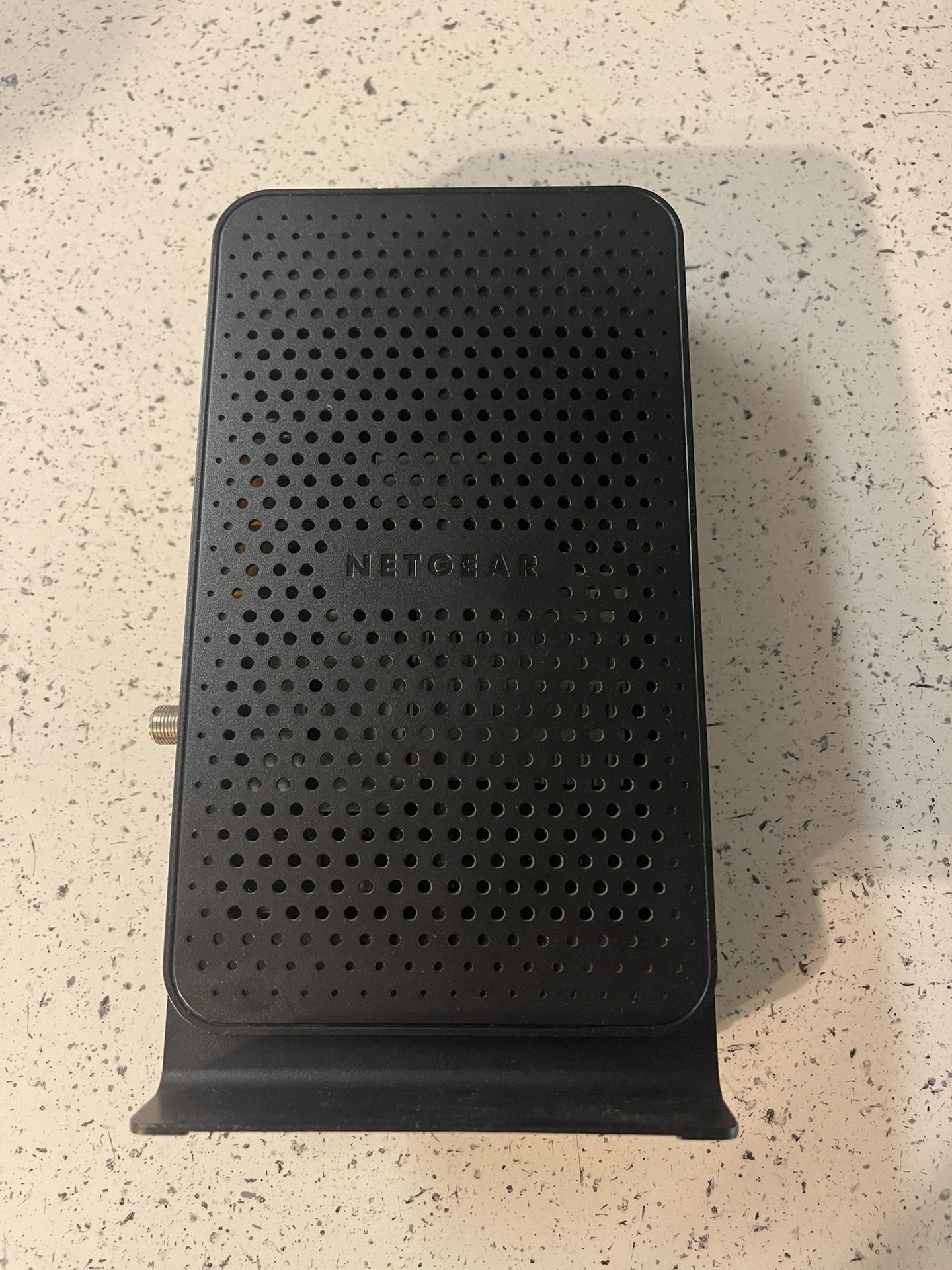 Netgear c3700( Modem Router)