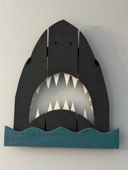🦈 Rustic Wooden Shark Wall Decor
