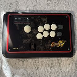 Mad Catz Street Fighter IV Tournament Edition Arcade FightStick