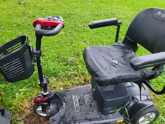 Jazzy Go-Go Pride Scooter (for parts)