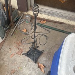 Wine bottle holder
