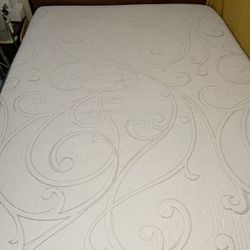 Queen Mattress $80obo