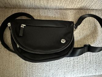 Lululemon crossbody bag