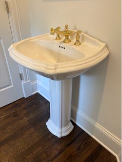 Pedestal Bathroom Sink