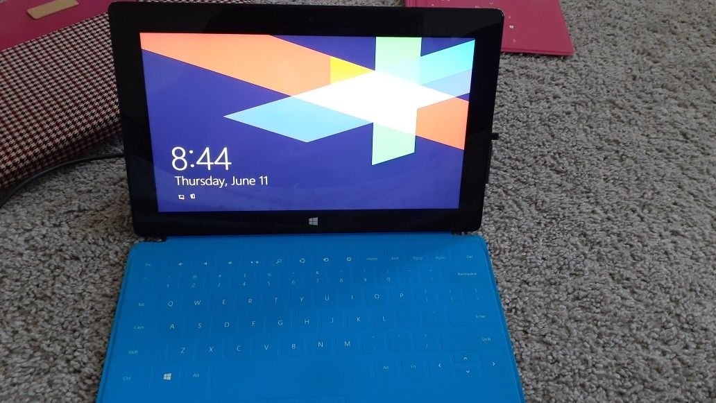 Microsoft Surface Tablet