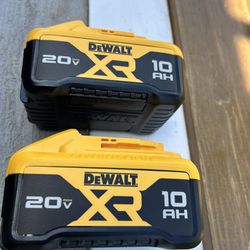 2 New Dewalt Battery 20v 10Ah 