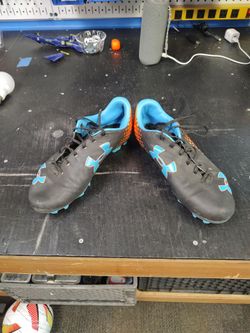 Men's Soccer boots, Under Armour outdoor size 9