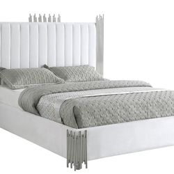 Brand New King Bed Platform MATTRESS NOT INCLUDE 