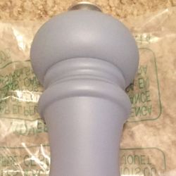 Le Creuset 8" Salt Mill, Matte Mineral