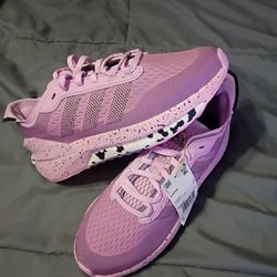 Adidas Boost Brand New With Tags Size 6.5 Woman's! 40$ ObO