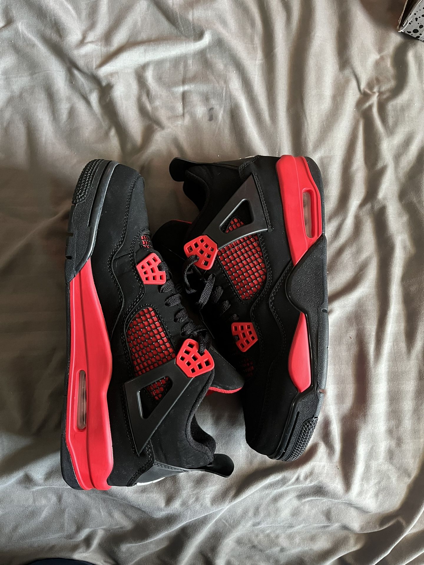 Air Jordan 4 Retro Red Thunder