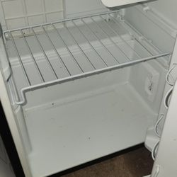 Mini Refrigerator Buenas Condiciones 