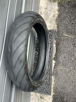 120/70/zr17 Dunlop front  tire