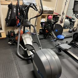 Precor EFX 5.33 Commercial Grade Elliptical Machine 