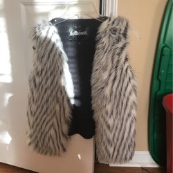 Girls Fur Jacket 8-10 Year 