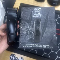 SABER 2.0 CLIPPER BLACK