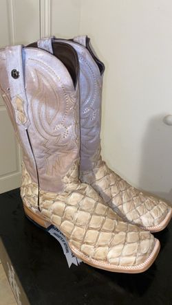 TAN FISHSCALE BOOTS