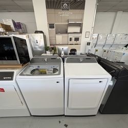 Samsung Set Washer  4.7 Cu Ft Capacity  And 7.4 Dryer Gas 