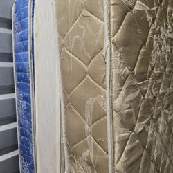 Twin Mattress- Reduced 