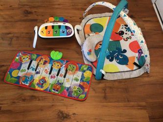 Baby Einstein 4-in-1 kickin + animal music mat