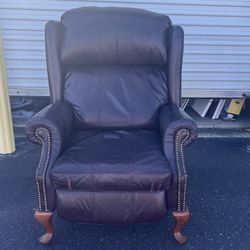 Beautiful Faux Leather Recliner